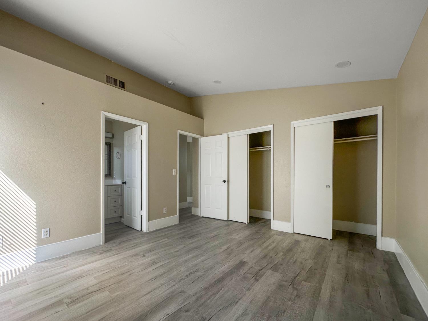 5691 W Santa Ana Ave, Fresno, CA 93722