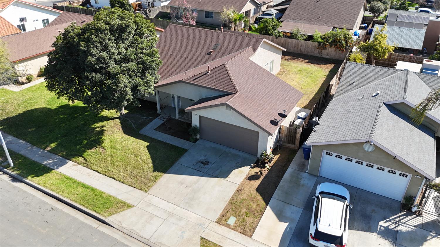 5691 W Santa Ana Ave, Fresno, CA 93722