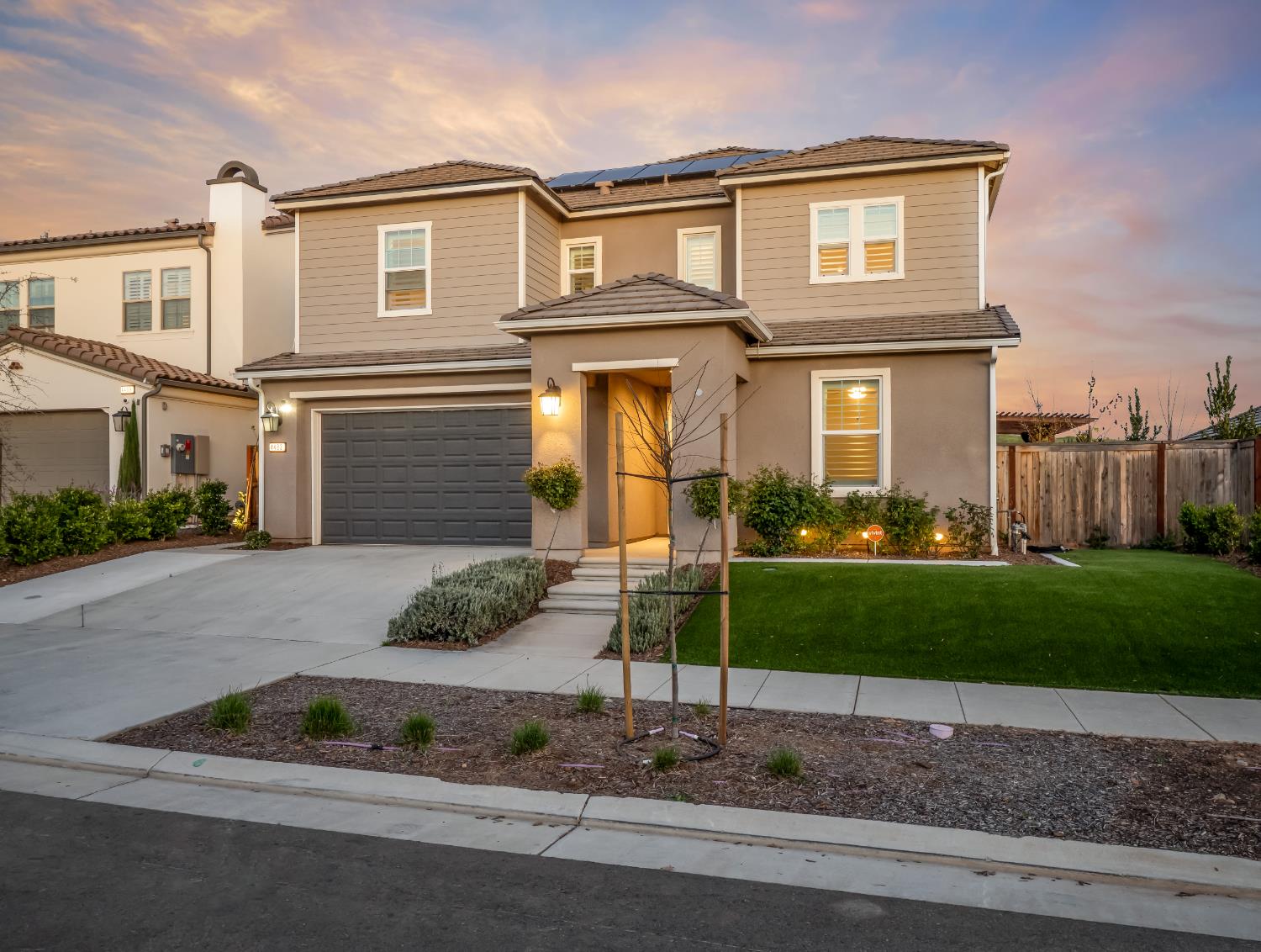 4483 Crown Bluffs Dr, Madera, CA 93636