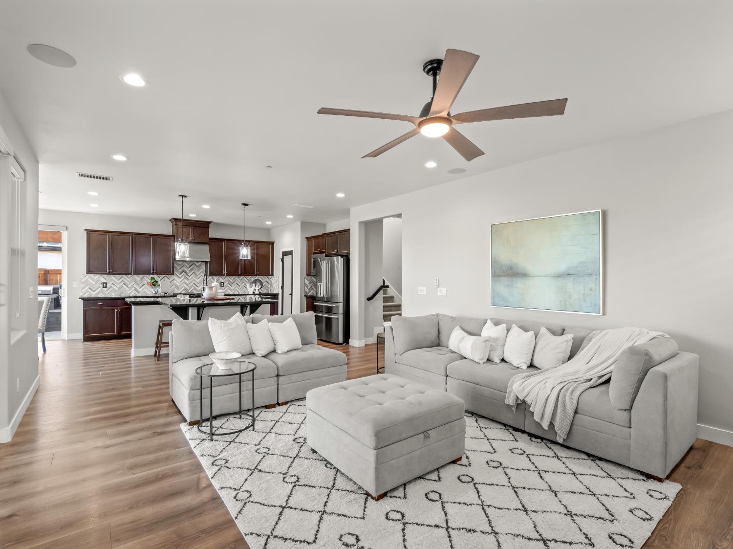 4483 Crown Bluffs Dr, Madera, CA 93636