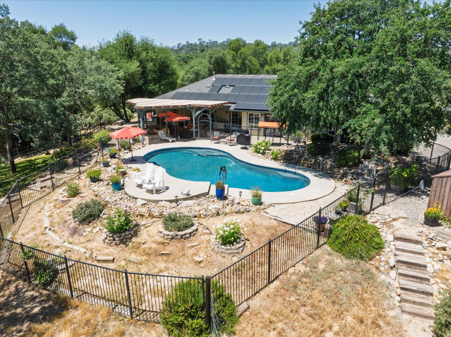 45740 Green Lake Ct, Coarsegold, CA 93614