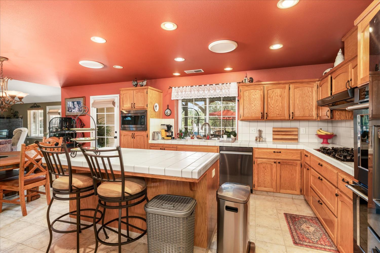 45740 Green Lake Ct, Coarsegold, CA 93614