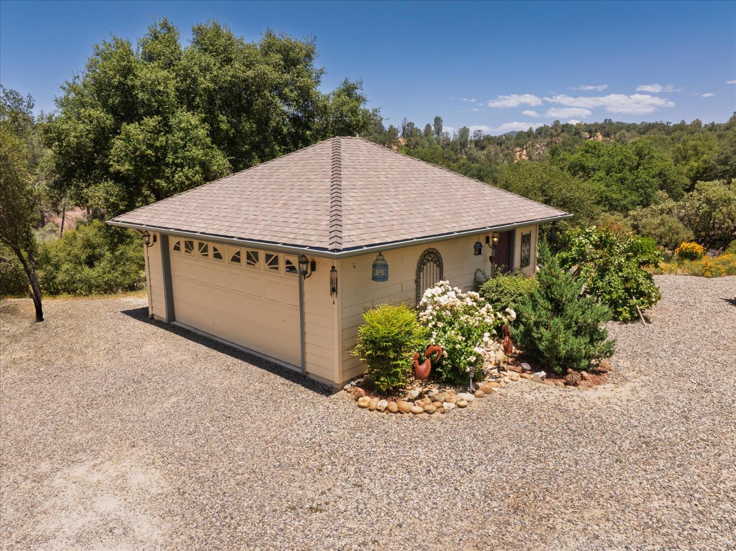 45740 Green Lake Ct, Coarsegold, CA 93614