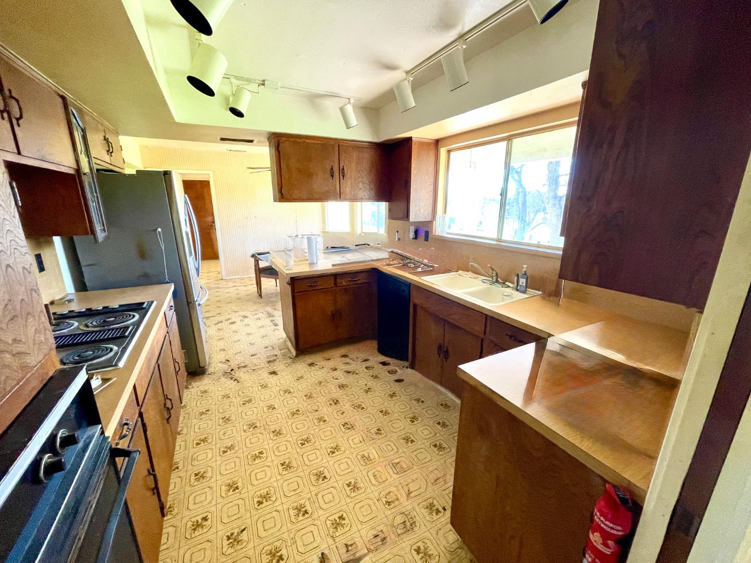 10740 Ferguson Rd, Clovis, CA 93619