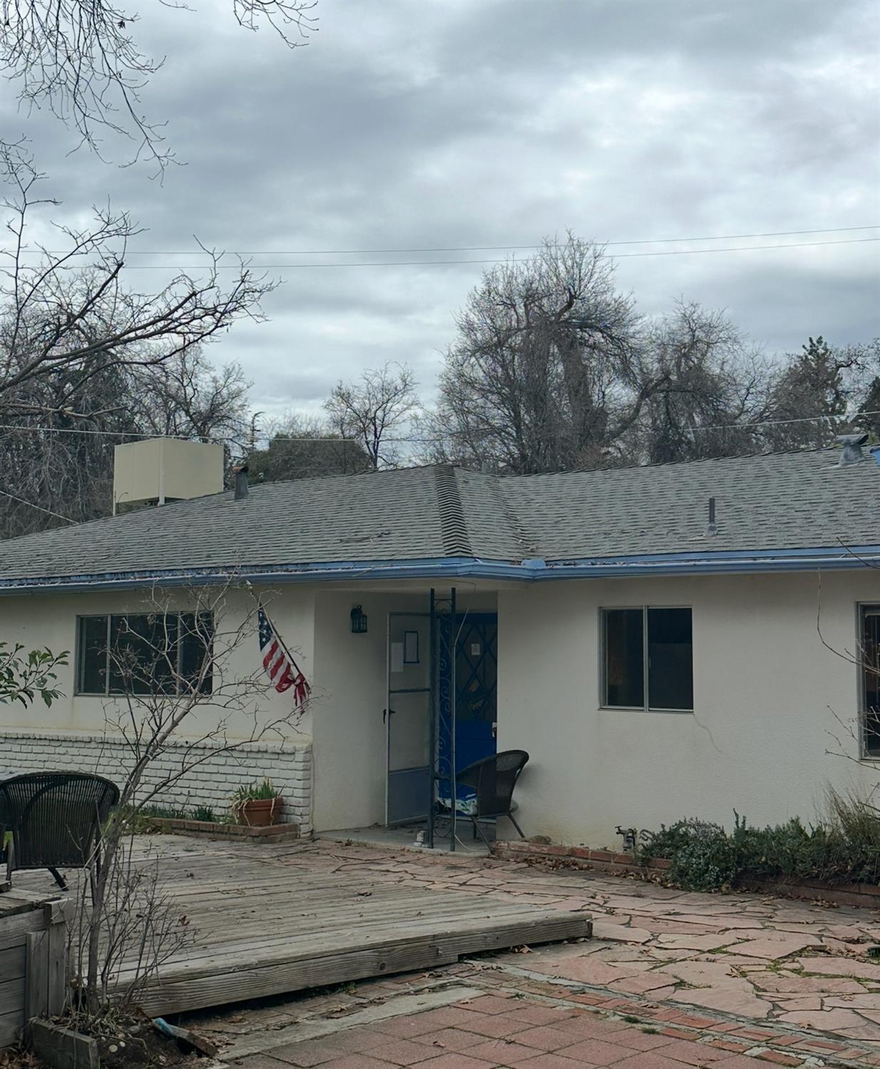 42912 Country Club Dr E, Oakhurst, CA 93644