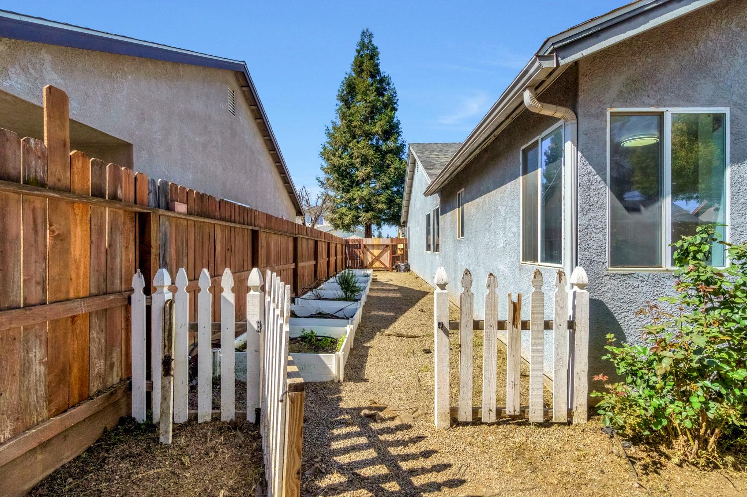 5346 N Rosalia, Fresno, CA 93723