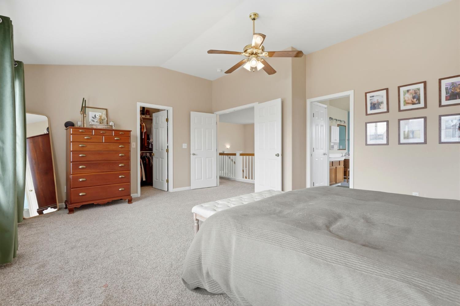 903 W Sandstone Ct, Hanford, CA 93230