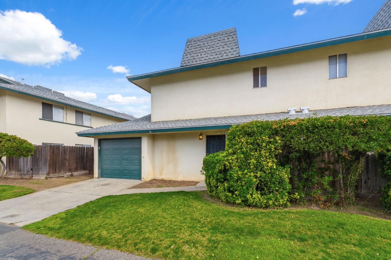 4843 N Winery Cir #101, Fresno, CA 93726