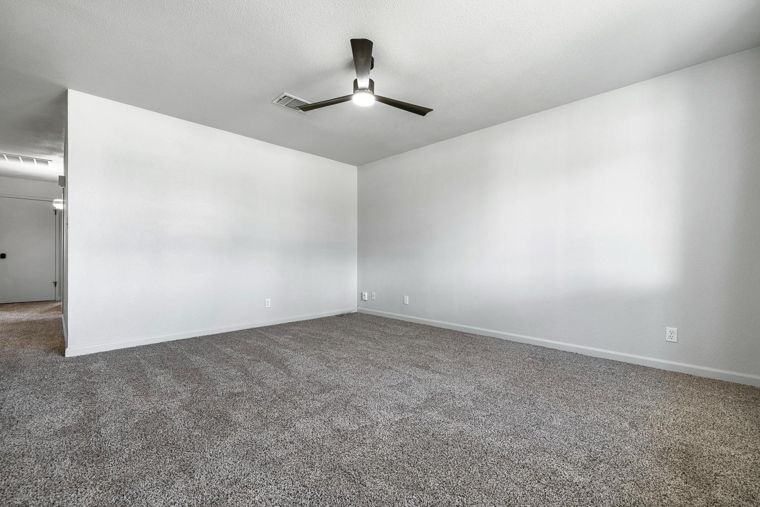 655 N Princeton Ave, Coalinga, CA 93210