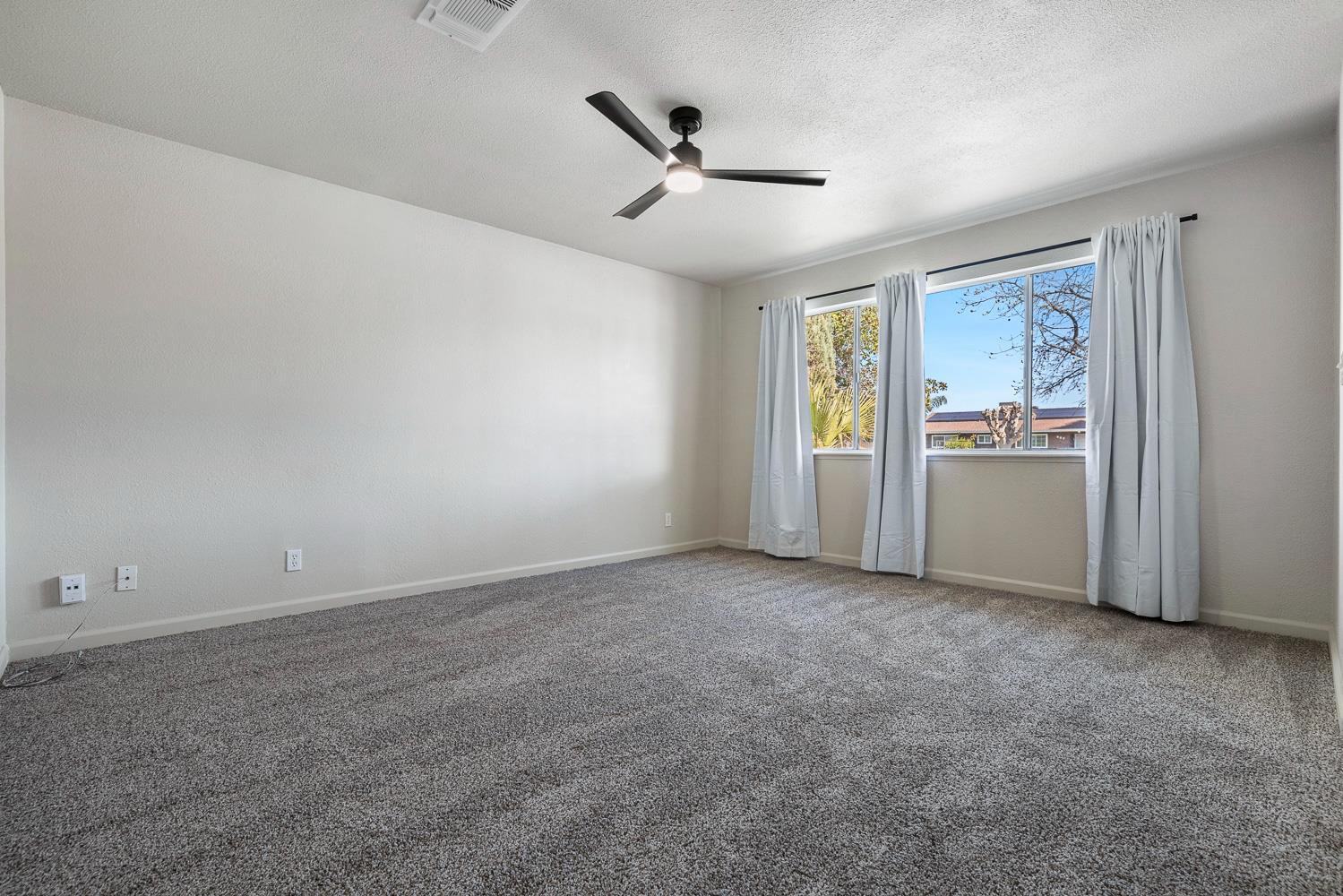 655 N Princeton Ave, Coalinga, CA 93210