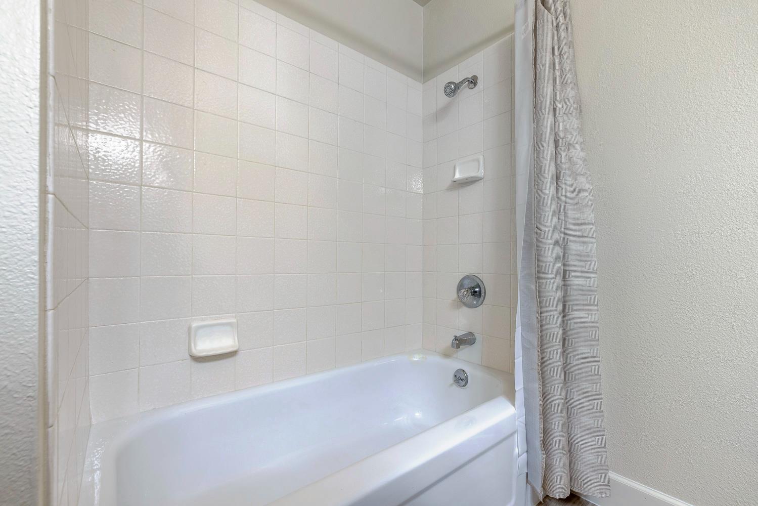 655 N Princeton Ave, Coalinga, CA 93210