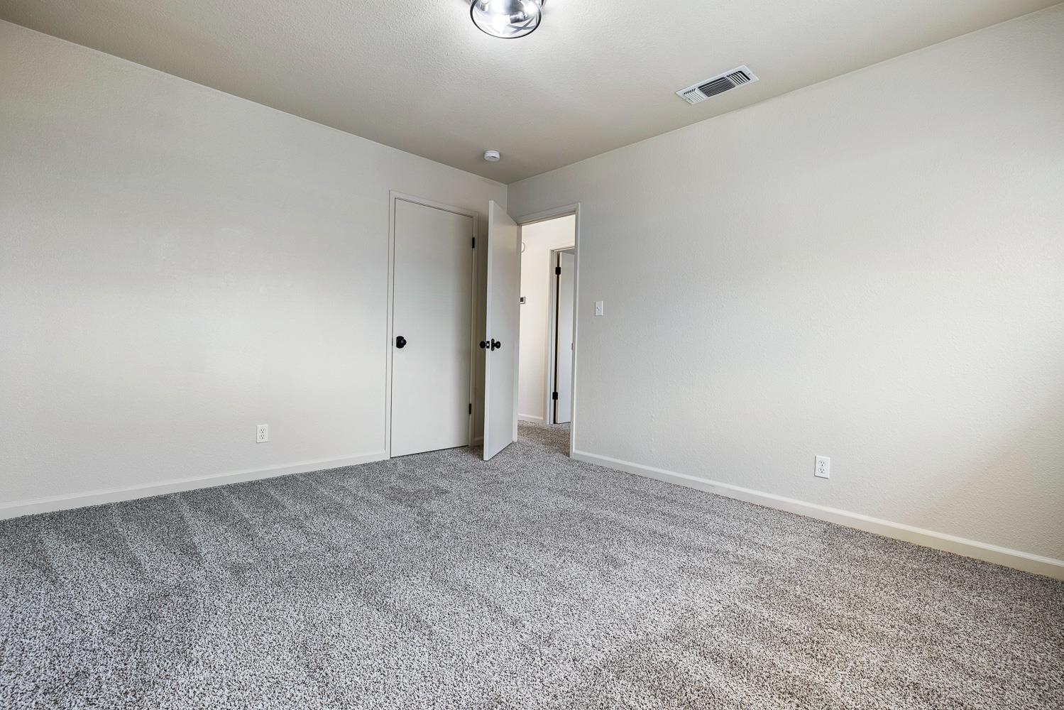 655 N Princeton Ave, Coalinga, CA 93210