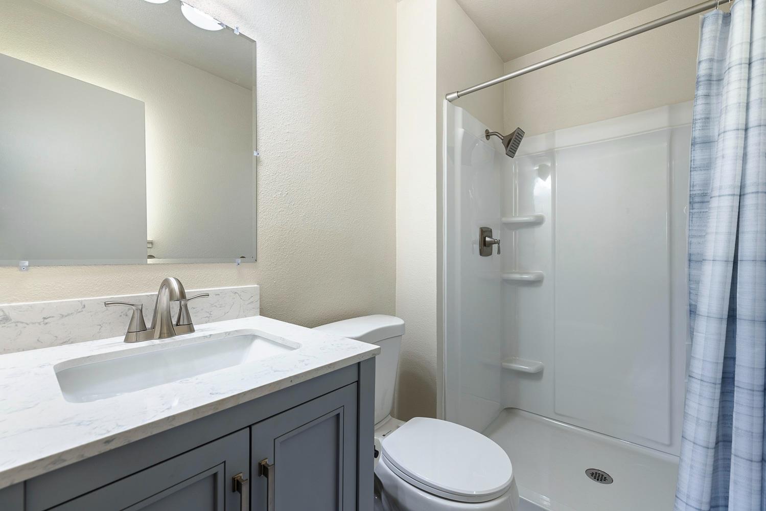 655 N Princeton Ave, Coalinga, CA 93210