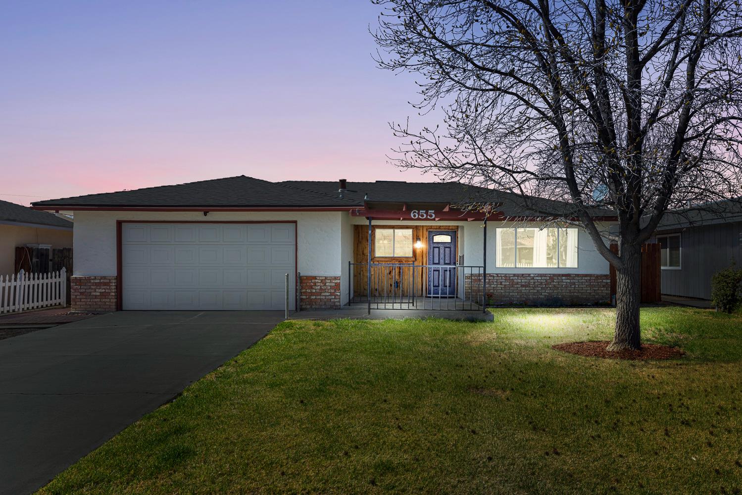 655 N Princeton Ave, Coalinga, CA 93210