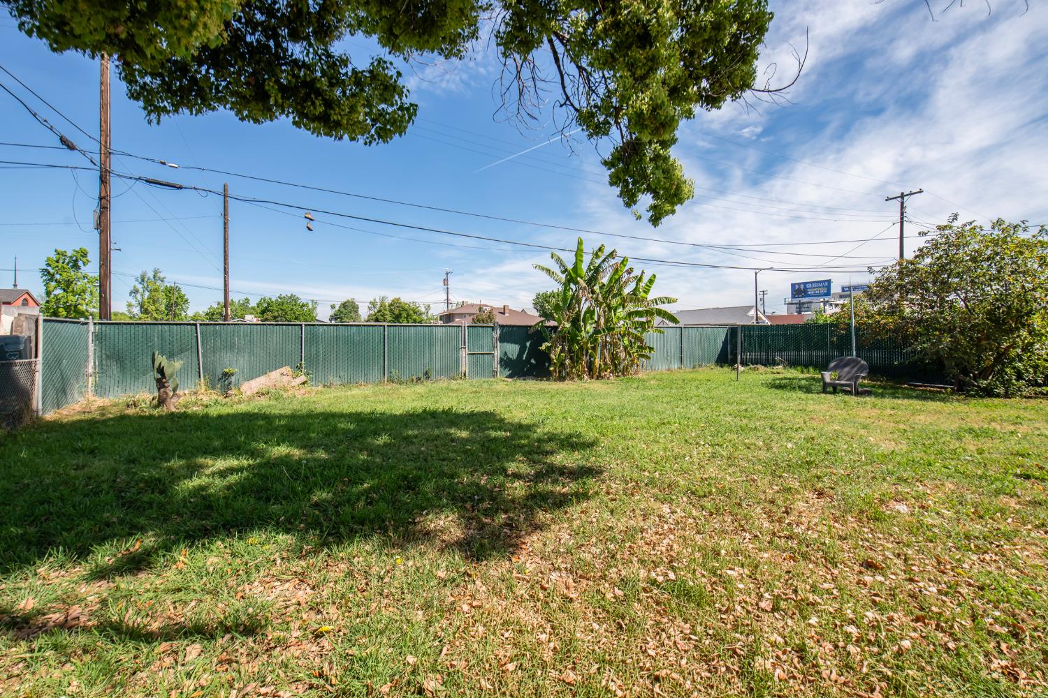 2319 E Vassar Ave, Fresno, CA 93703