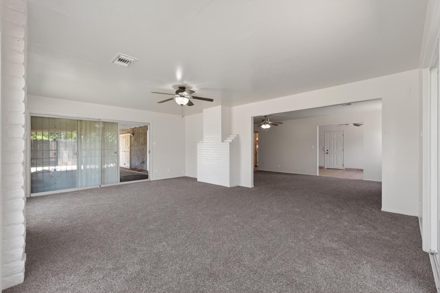 4462 N Van Dyke Ave, Fresno, CA 93705