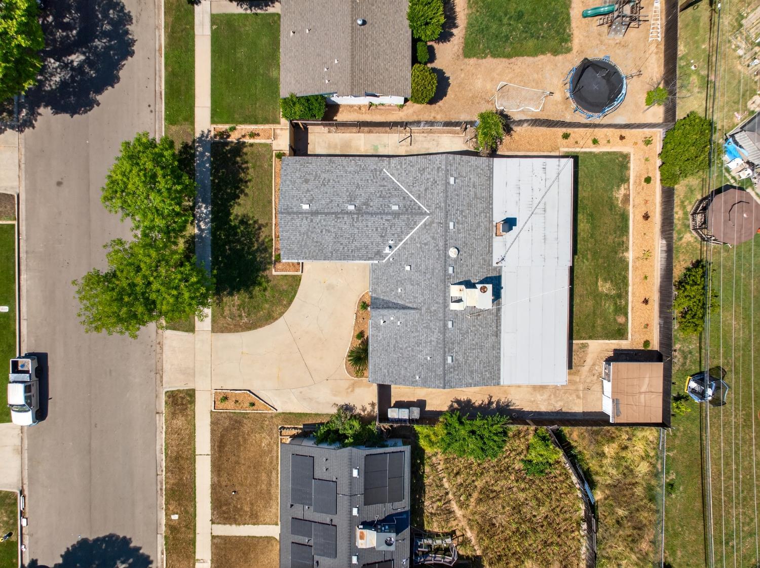 4462 N Van Dyke Ave, Fresno, CA 93705