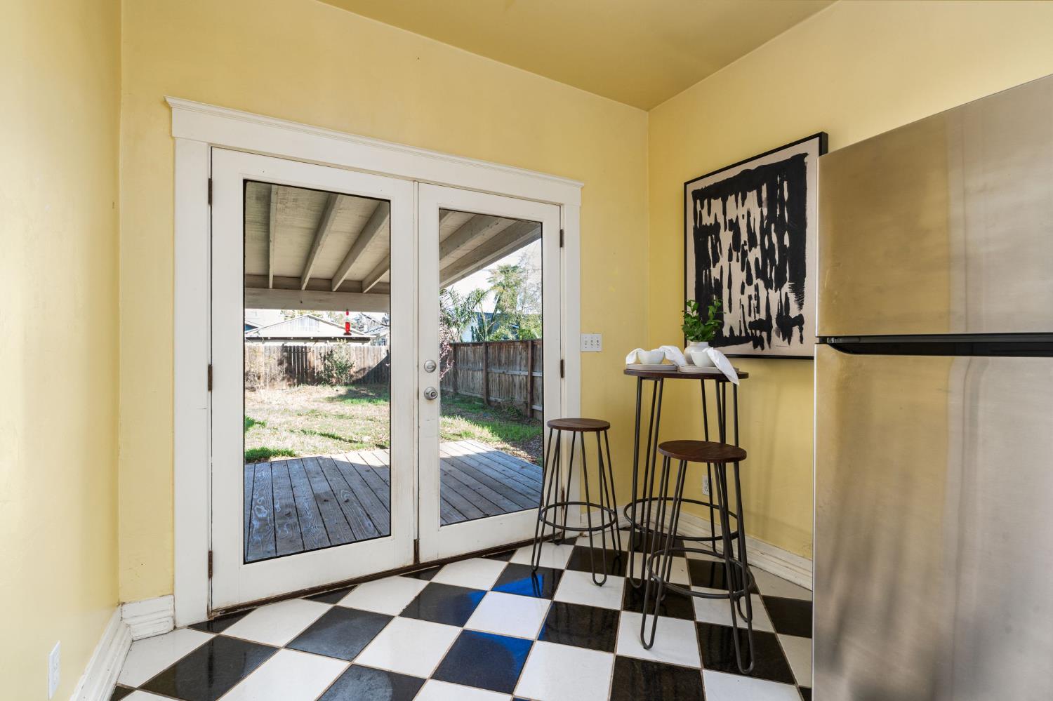 1234 N Del Mar Ave, Fresno, CA 93728