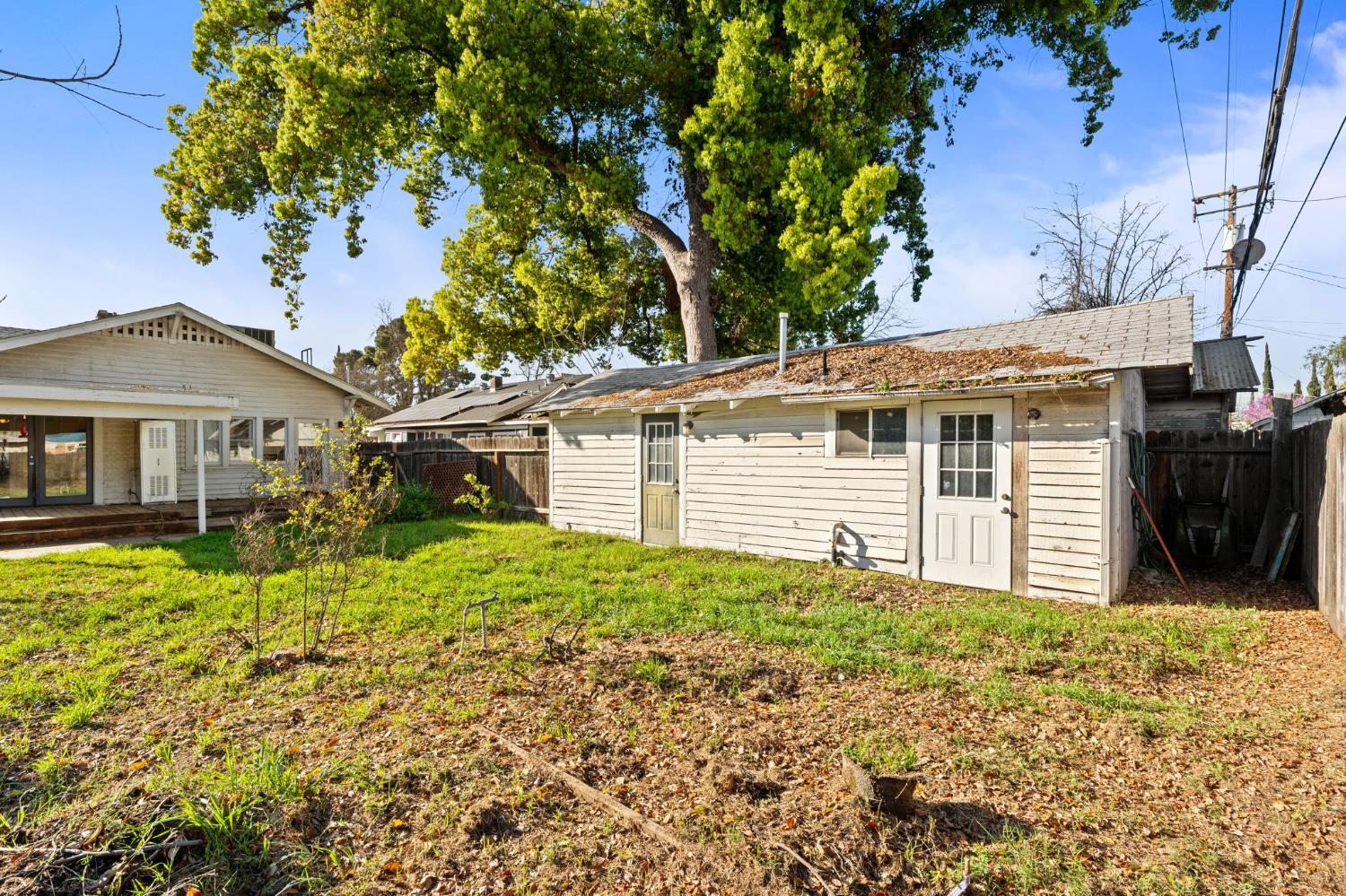 1234 N Del Mar Ave, Fresno, CA 93728