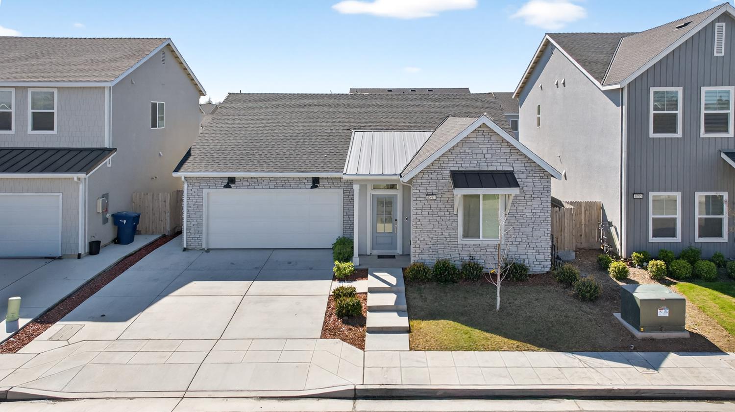 6591 E Liberty Ave, Fresno, CA 93727