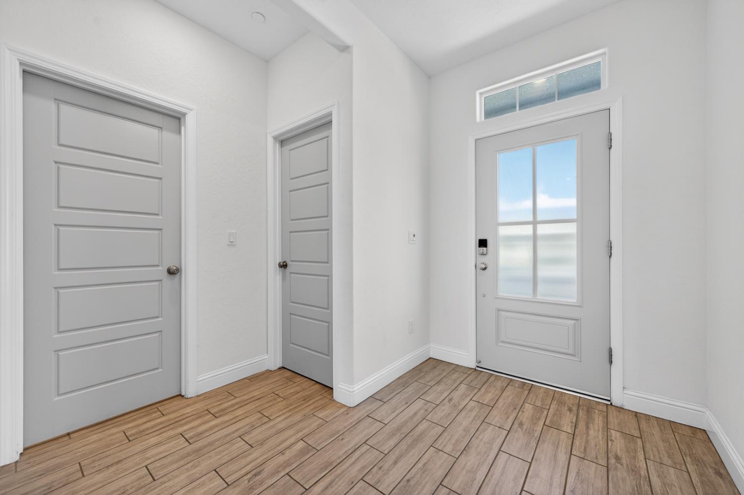 6591 E Liberty Ave, Fresno, CA 93727