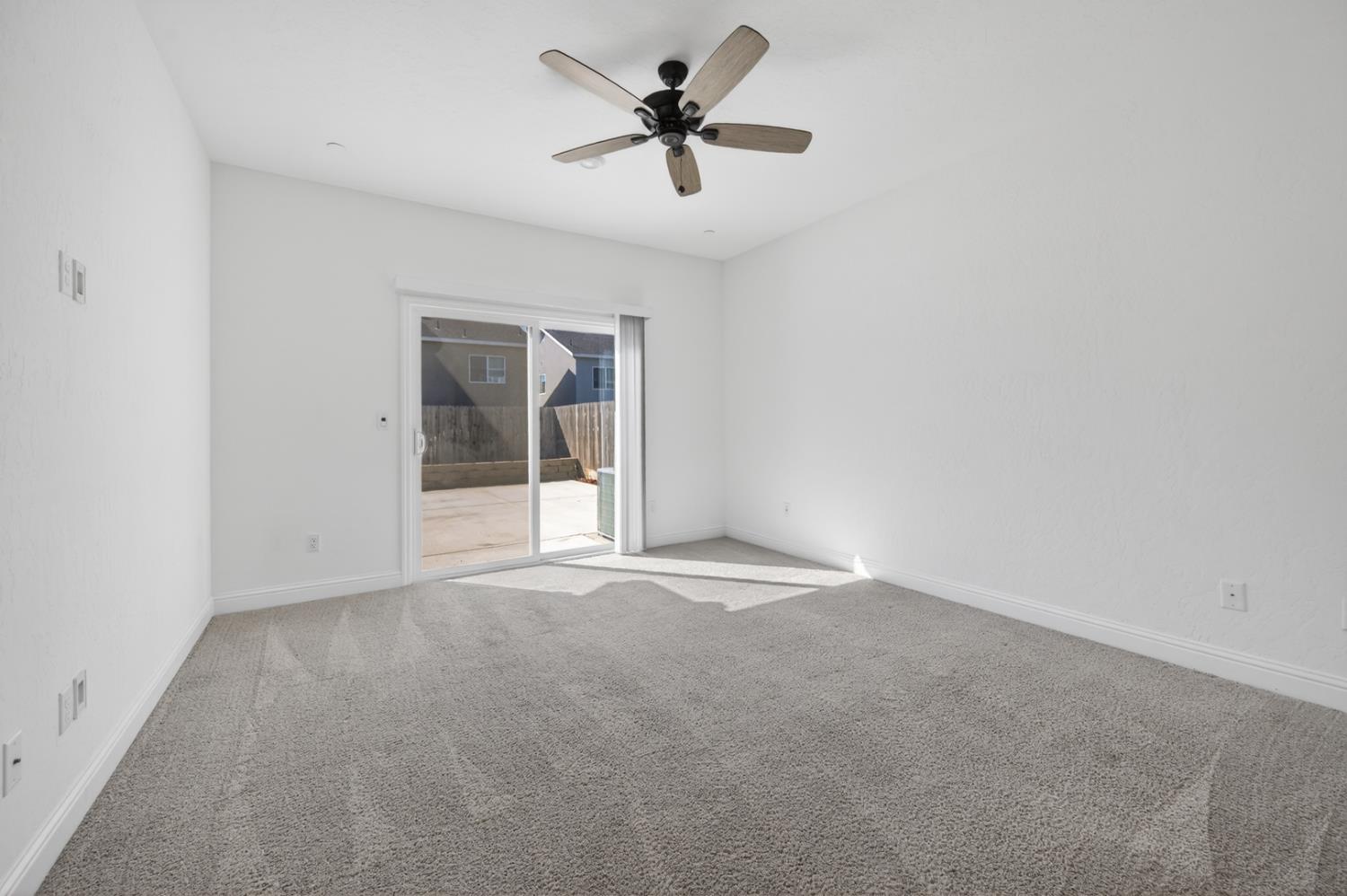 6591 E Liberty Ave, Fresno, CA 93727