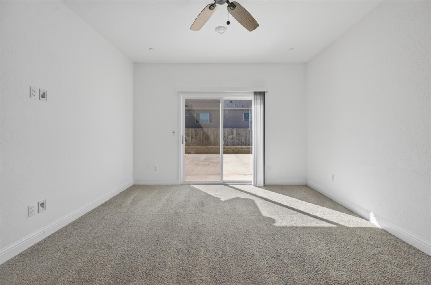 6591 E Liberty Ave, Fresno, CA 93727