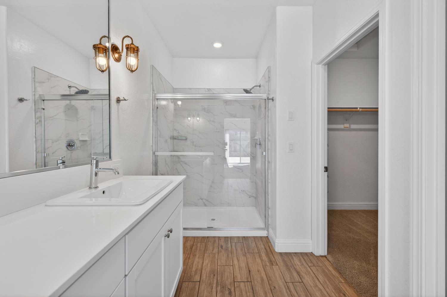 6591 E Liberty Ave, Fresno, CA 93727