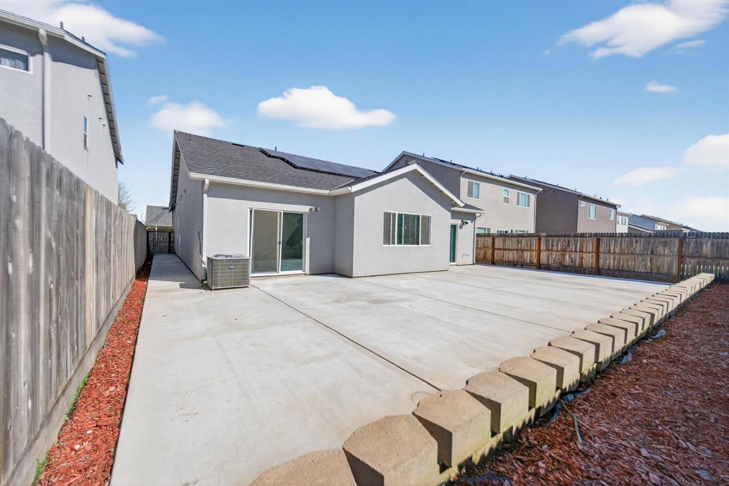 6591 E Liberty Ave, Fresno, CA 93727