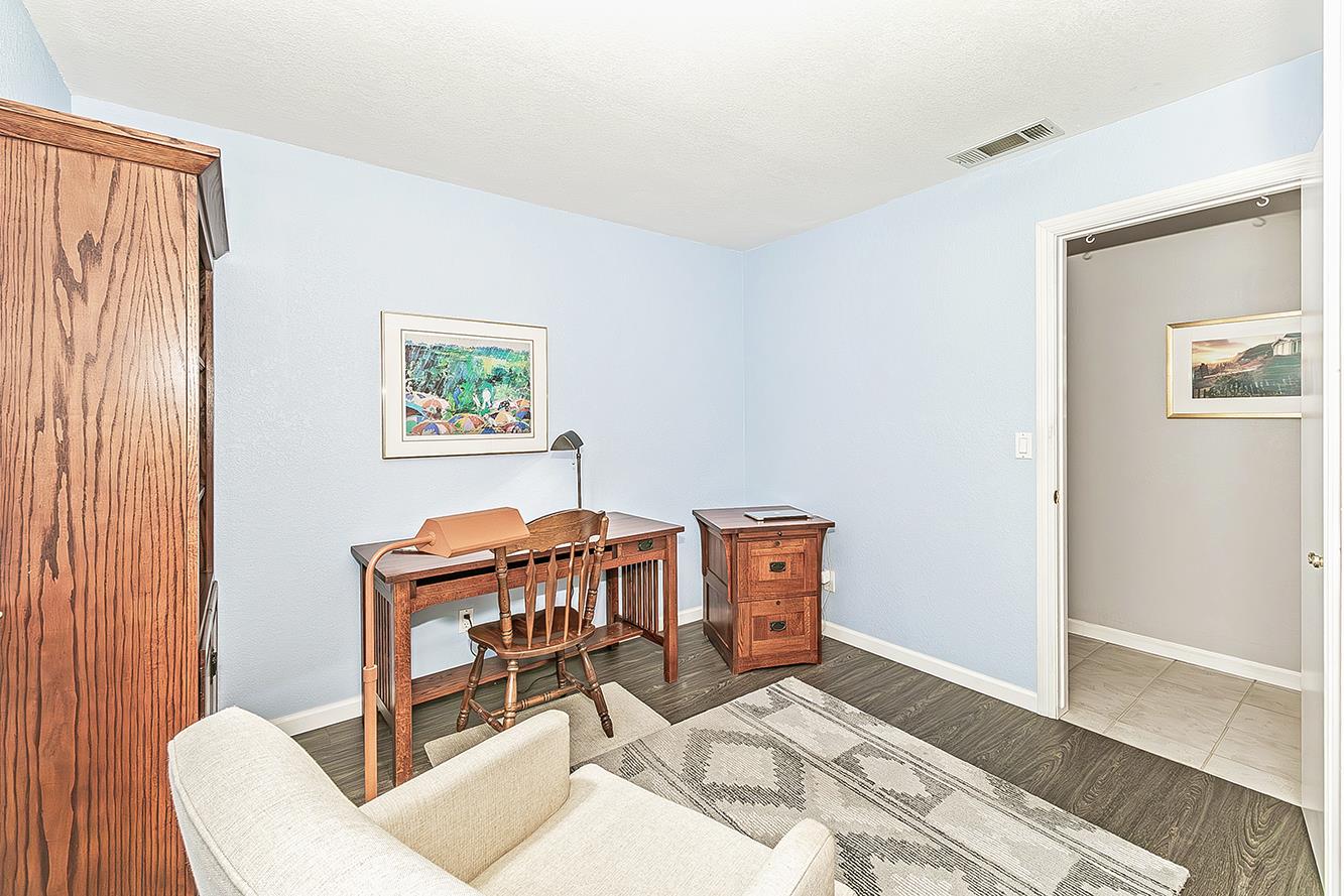 3276 W Spruce Ave, Fresno, CA 93711