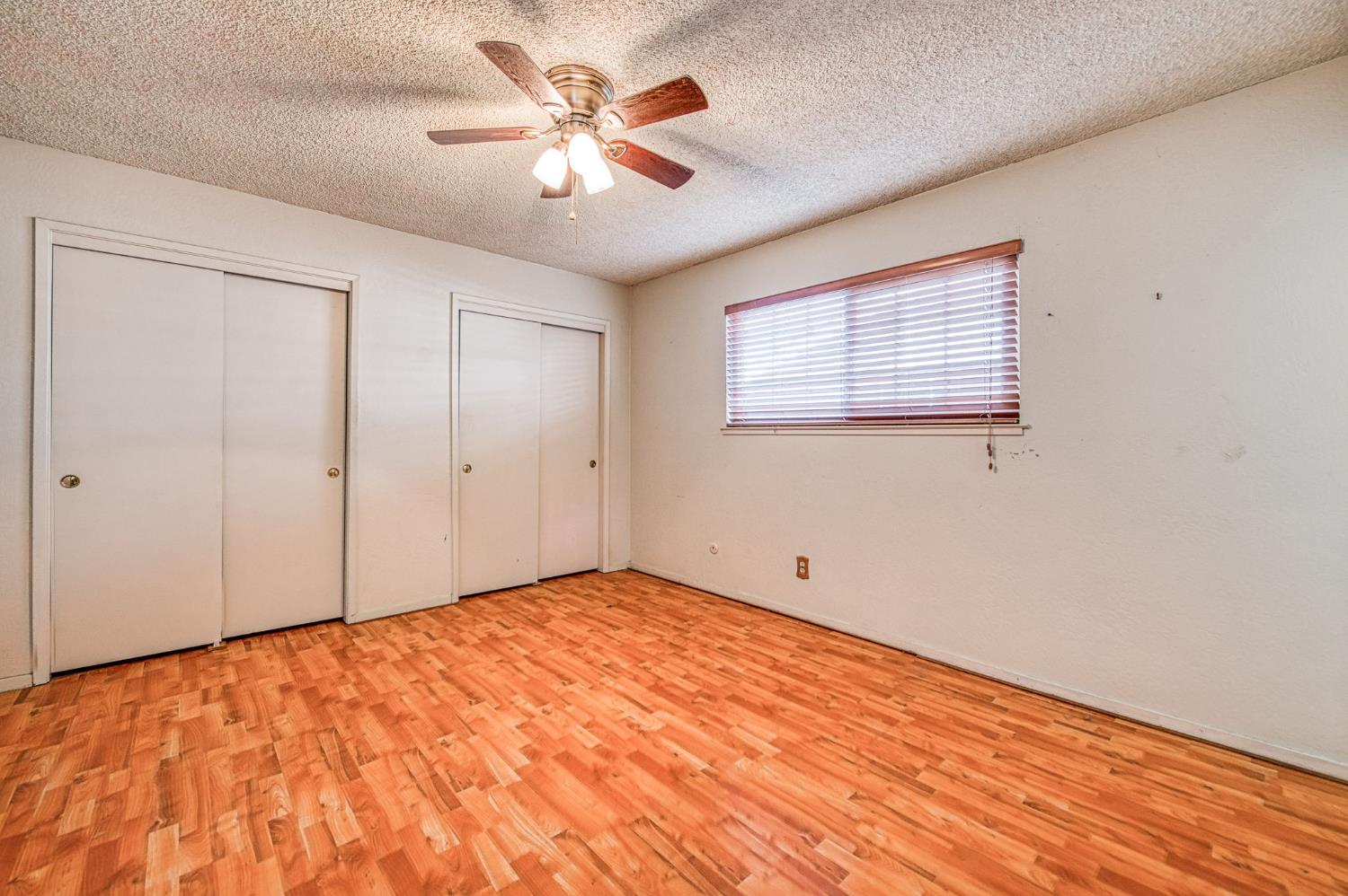 2306 Stanford Ave, Clovis, CA 93611