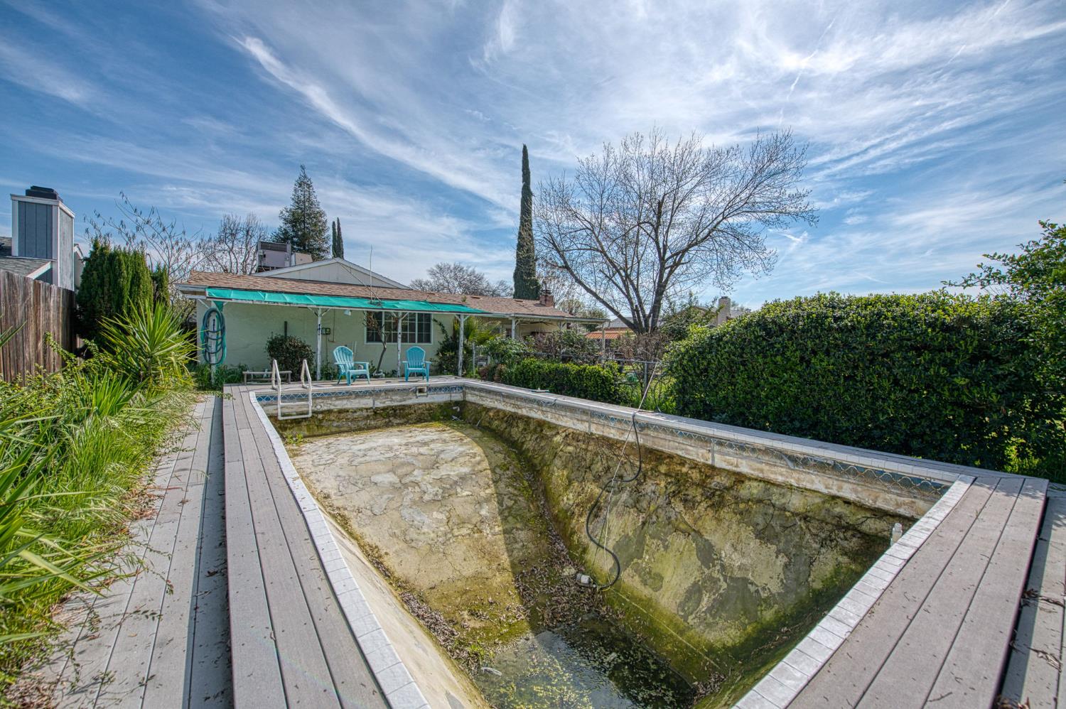 2306 Stanford Ave, Clovis, CA 93611