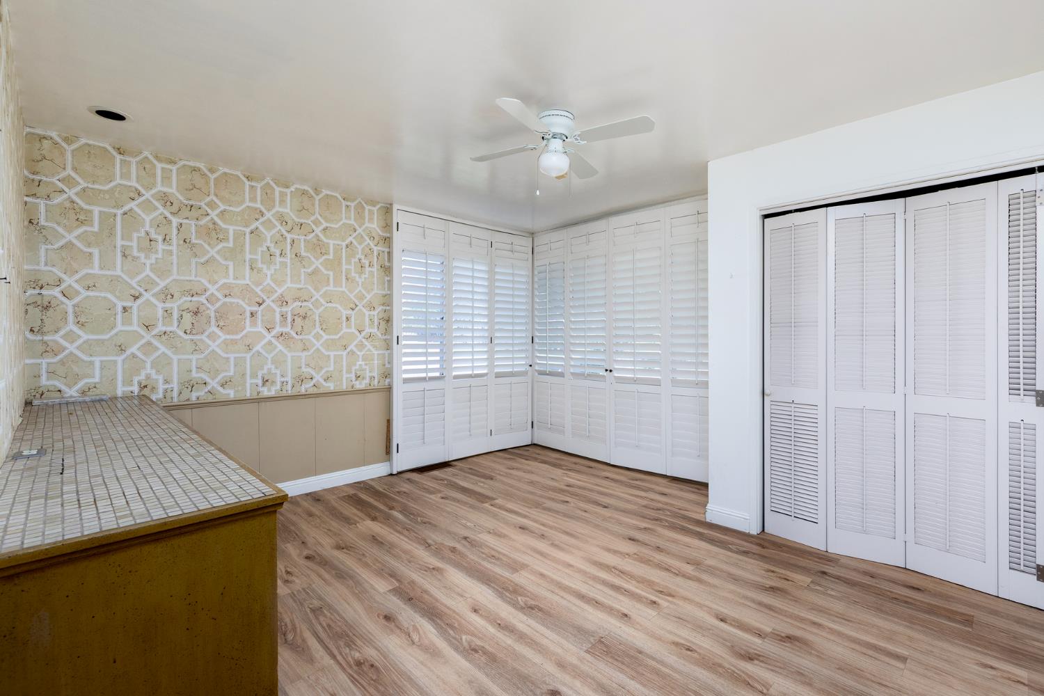 805 Lyon Ave, Sanger, CA 93657