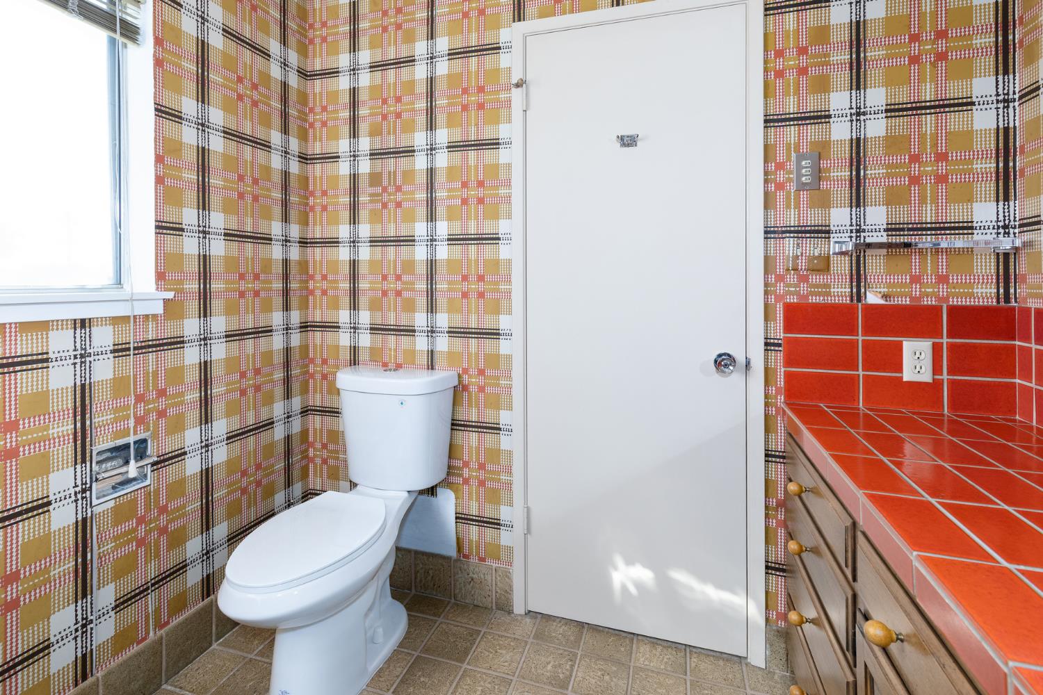 805 Lyon Ave, Sanger, CA 93657