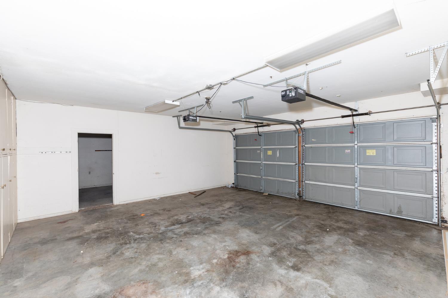 805 Lyon Ave, Sanger, CA 93657