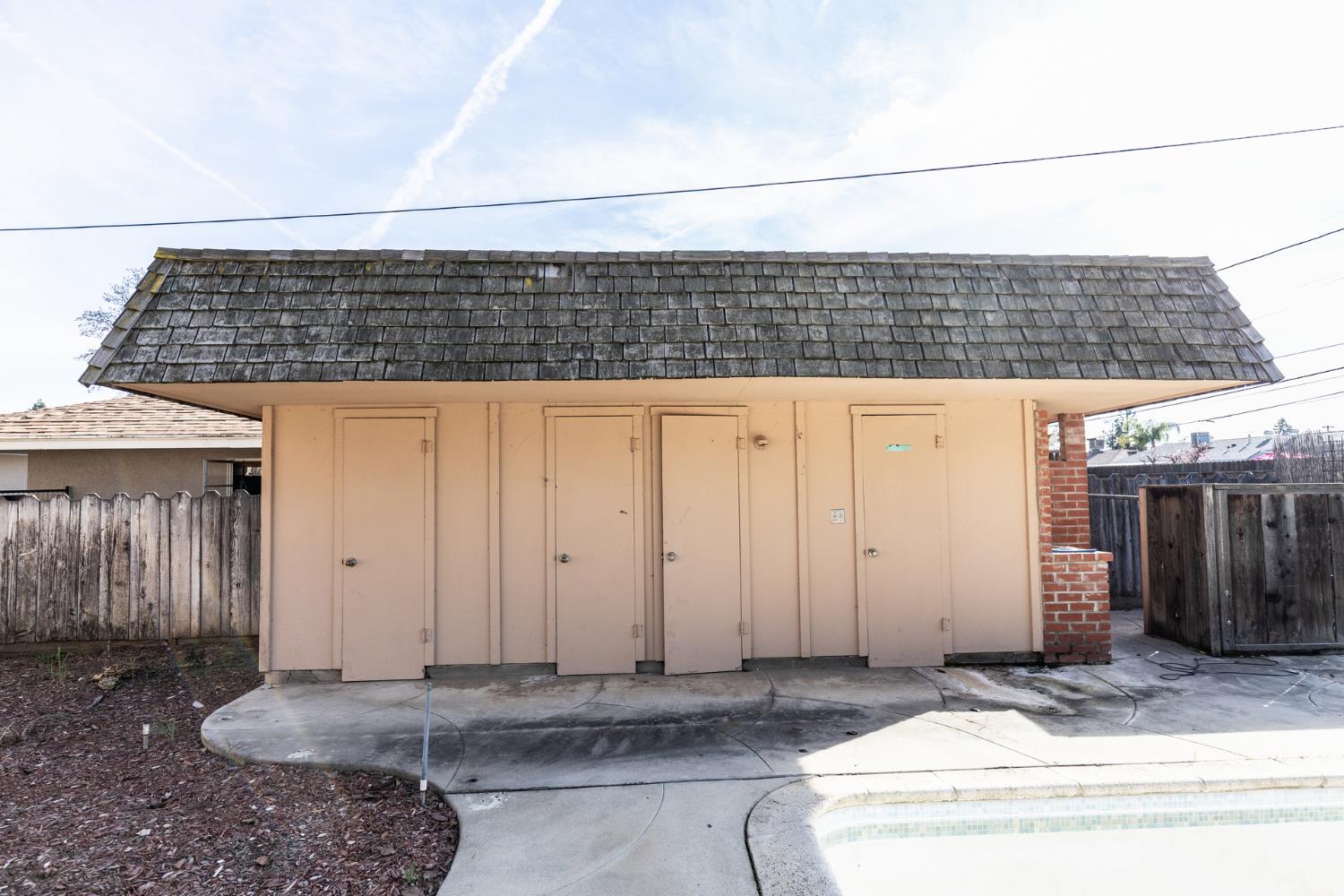 805 Lyon Ave, Sanger, CA 93657