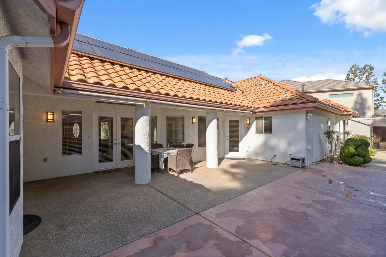 4943 W Minarets Ave, Fresno, CA 93722