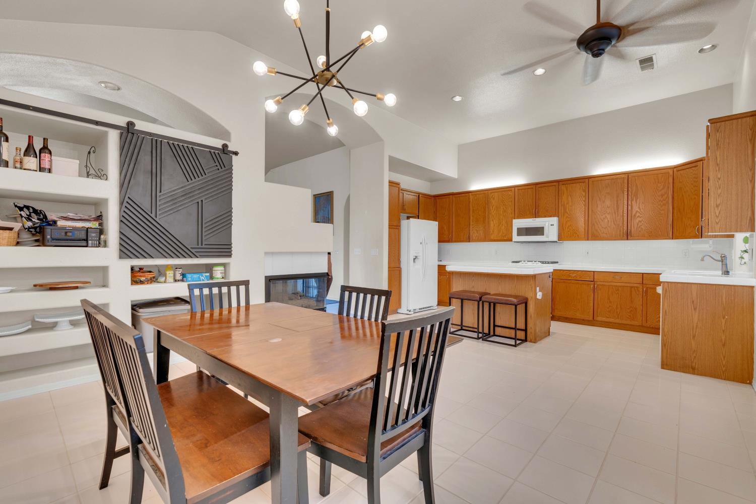 5671 W Athens Ave, Fresno, CA 93722