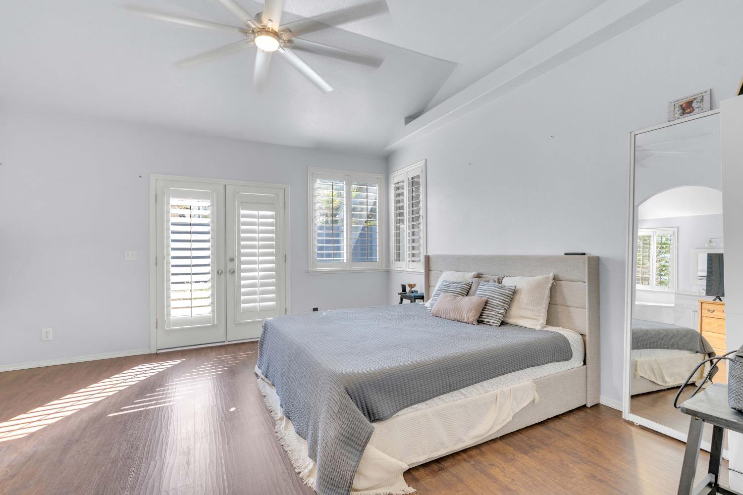 5671 W Athens Ave, Fresno, CA 93722