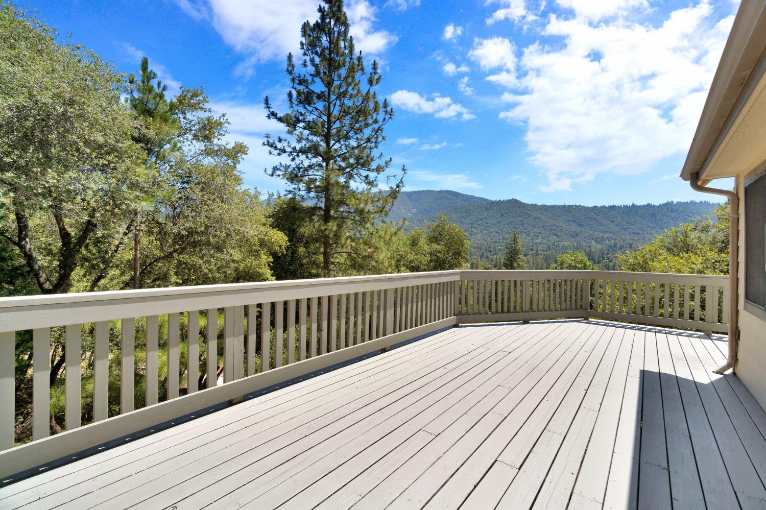 2471 Kokanee Rd, Mariposa, CA 95338