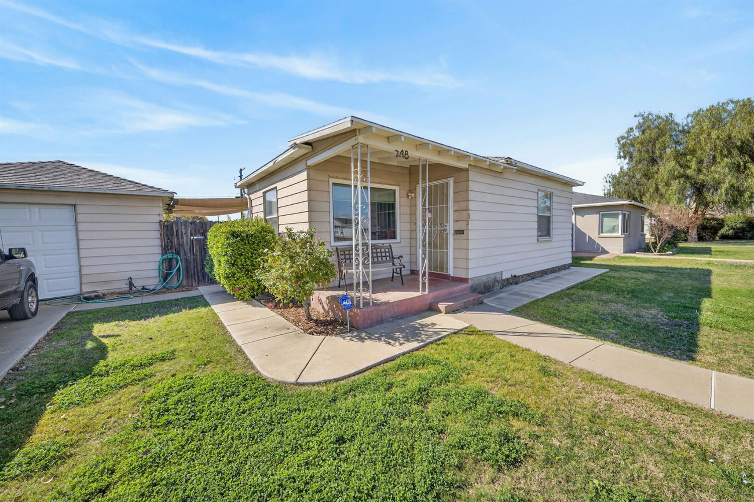 248 Harrison St, Coalinga, CA 93210