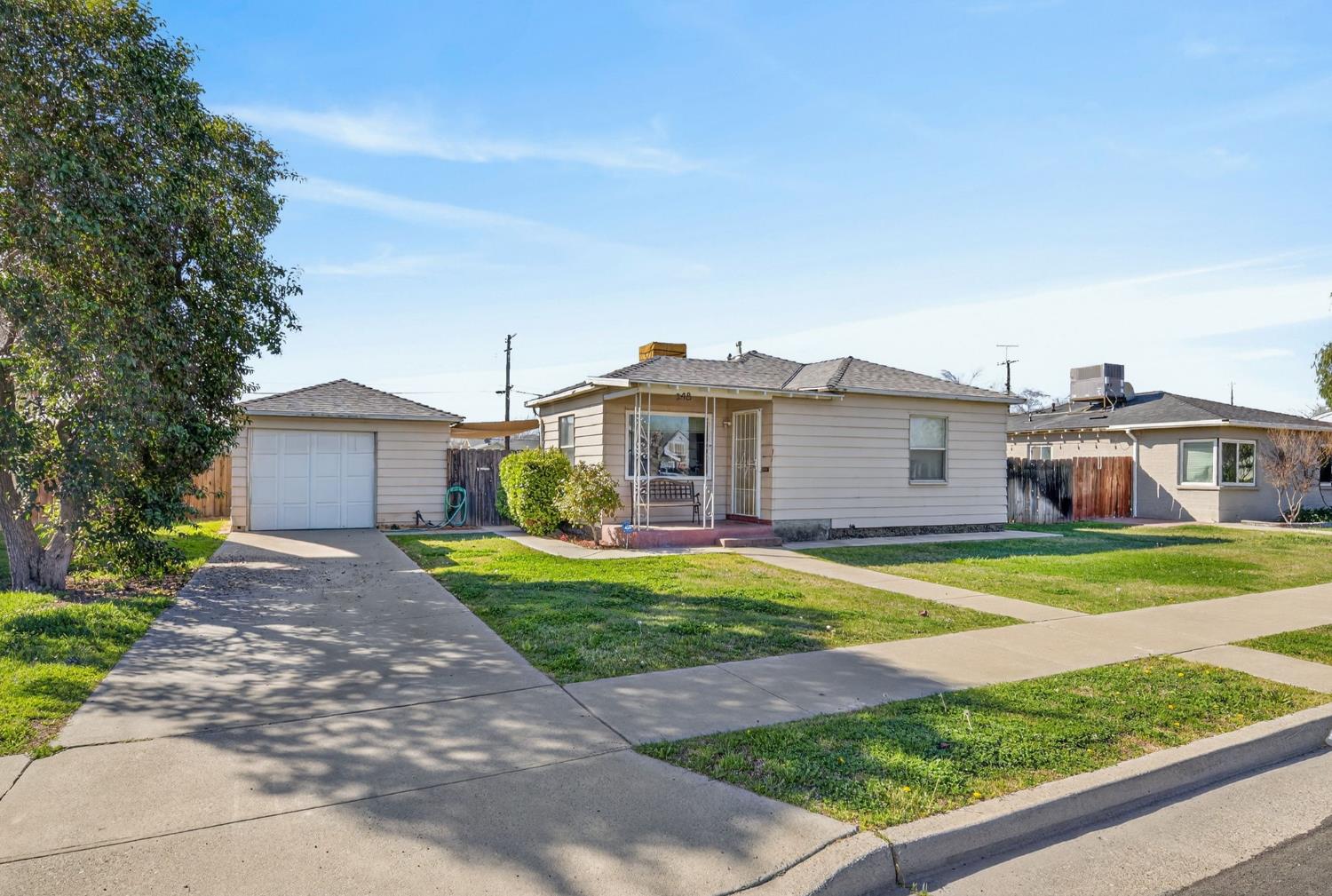 248 Harrison St, Coalinga, CA 93210