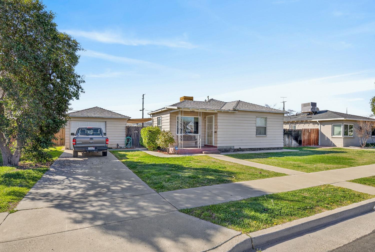 248 Harrison St, Coalinga, CA 93210