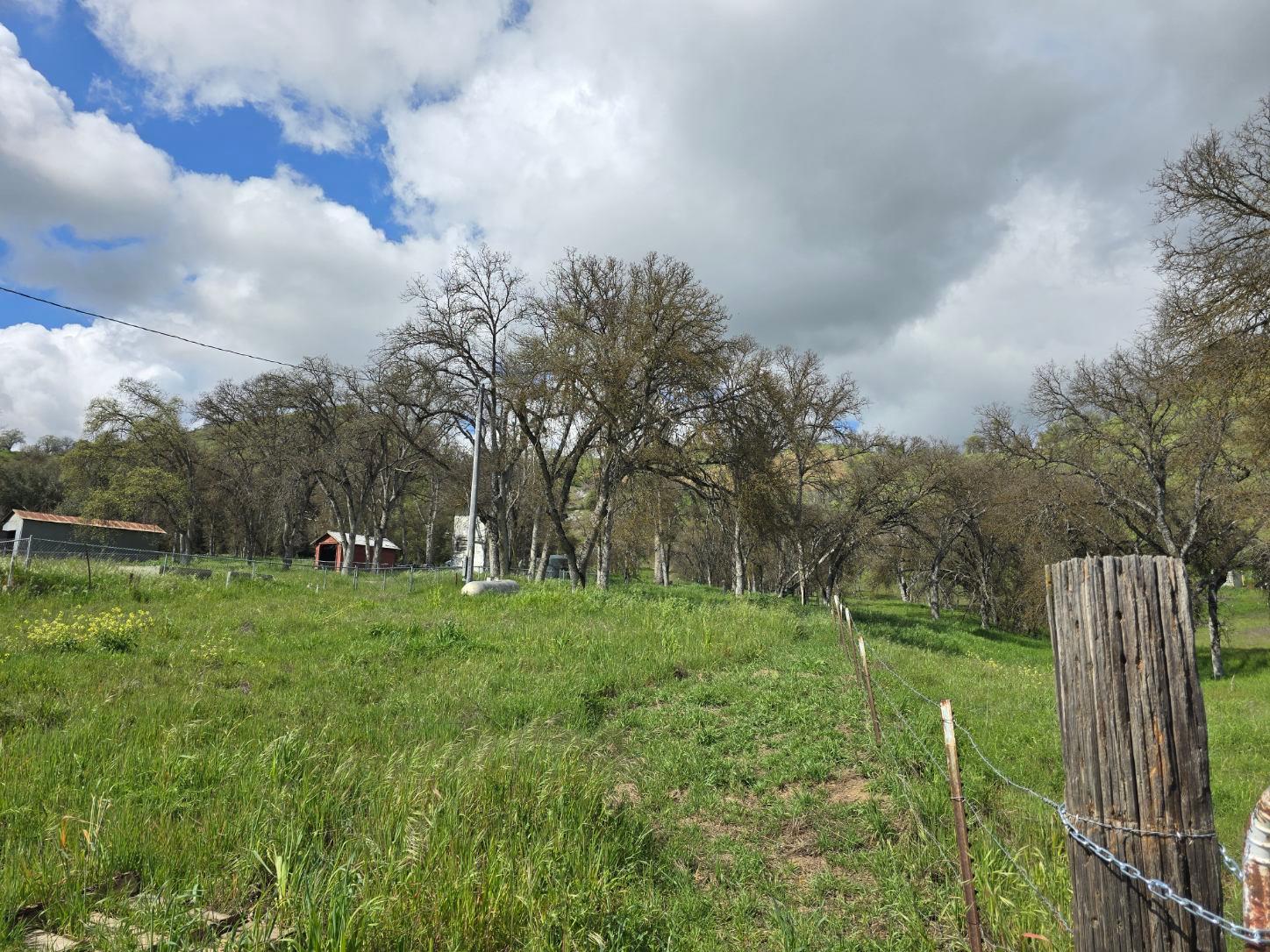 29962 Watts Valley Rd, Tollhouse, CA 93667