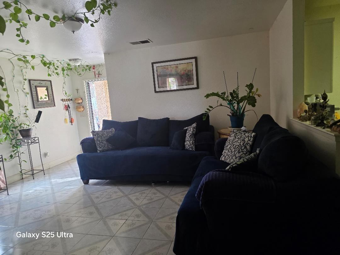 21754 California, San Joaquin, CA 93660