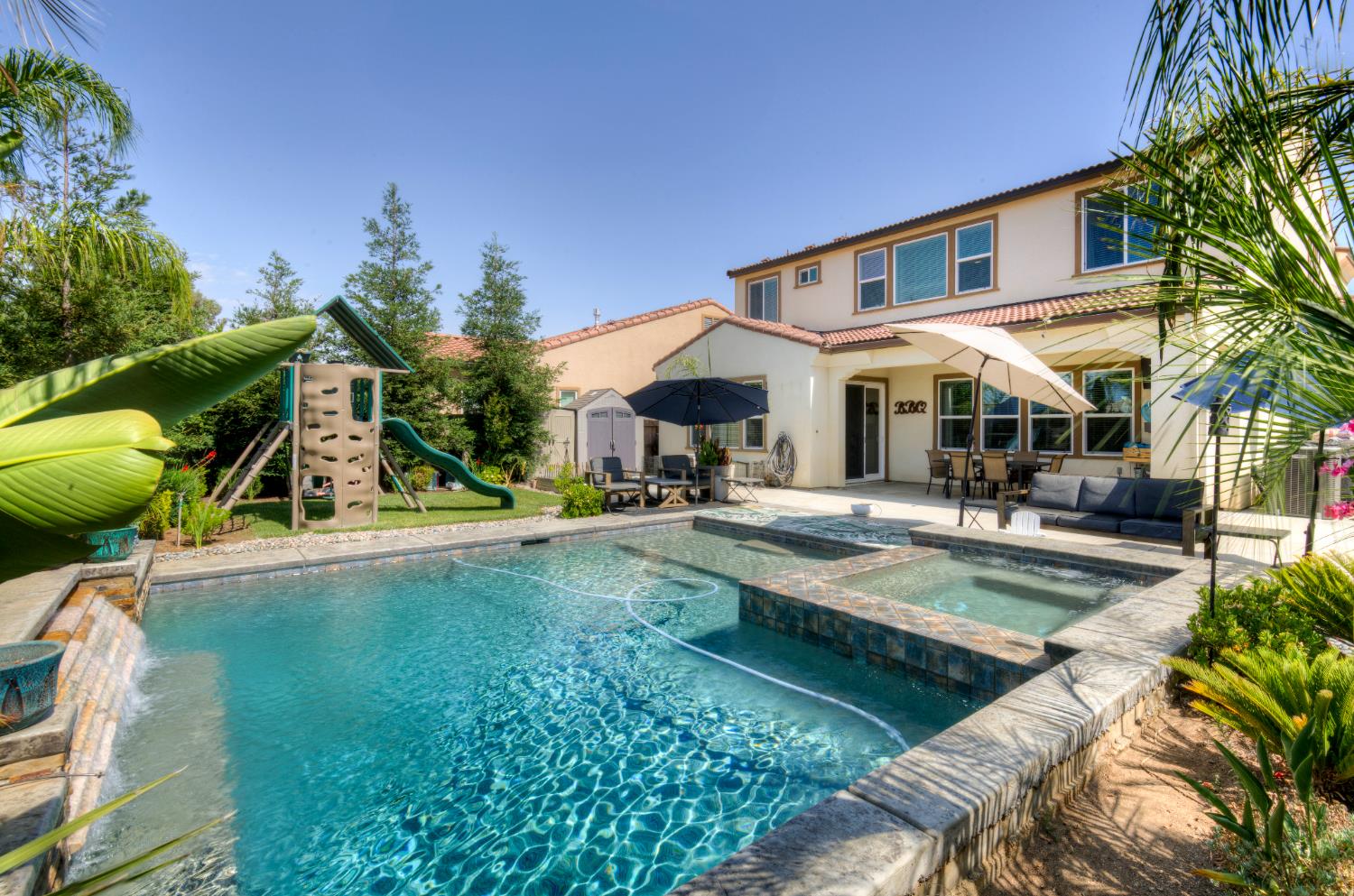 3211 Salem Ave, Clovis, CA 93619