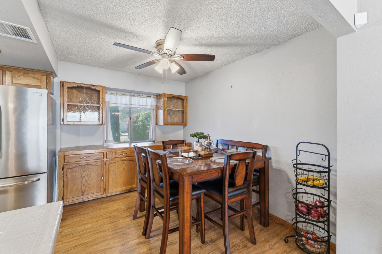 4142 W Amherst Ave, Fresno, CA 93722