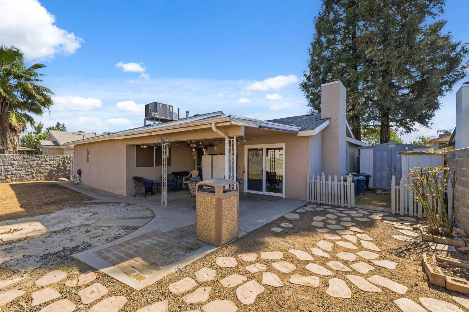 4142 W Amherst Ave, Fresno, CA 93722