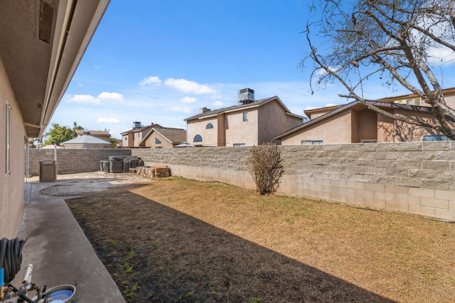 4142 W Amherst Ave, Fresno, CA 93722