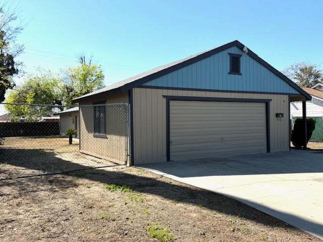 2234 E University Ave, Fresno, CA 93703